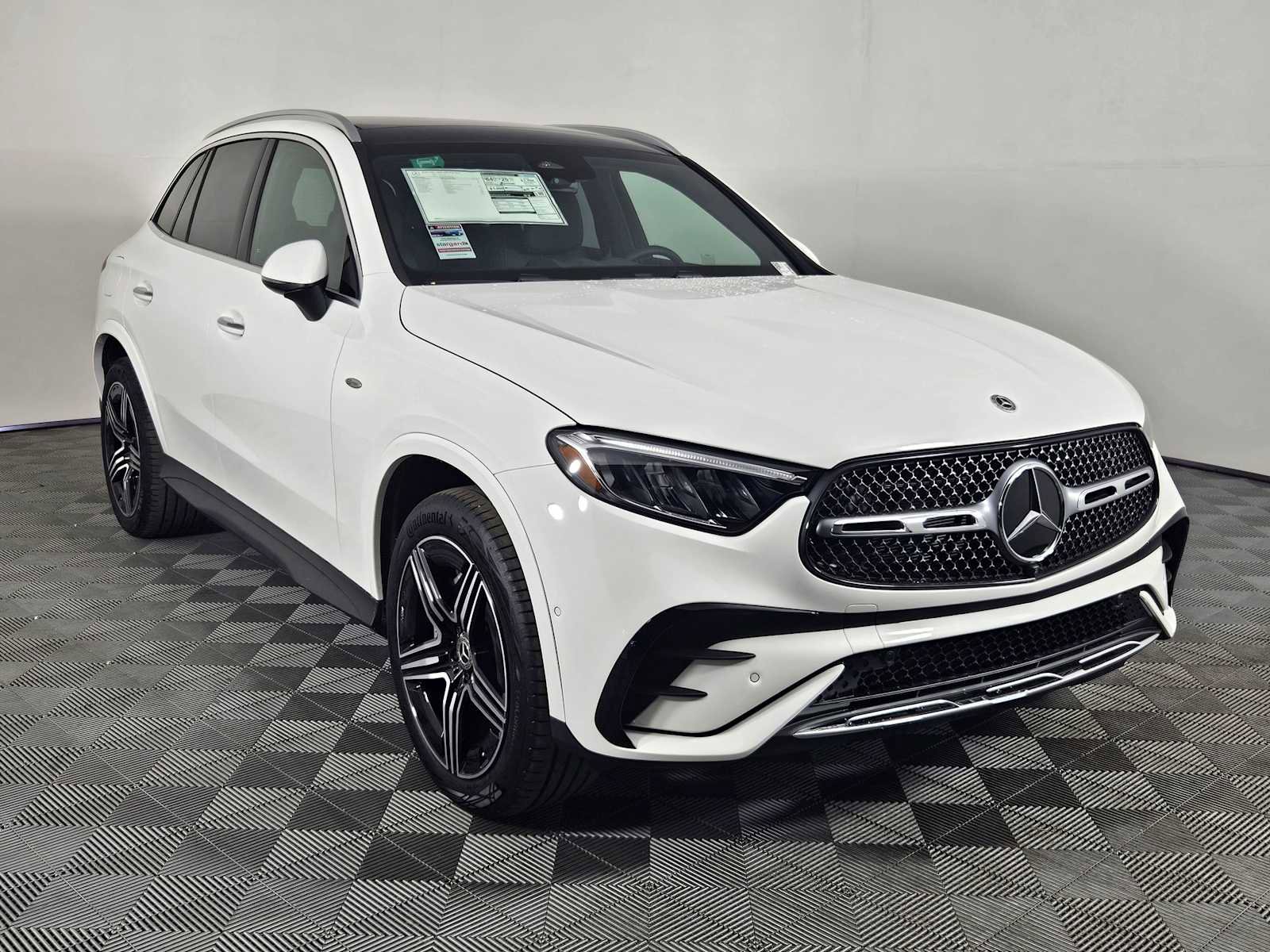 New 2025 Mercedes-Benz GLC 350e 4MATIC image 7