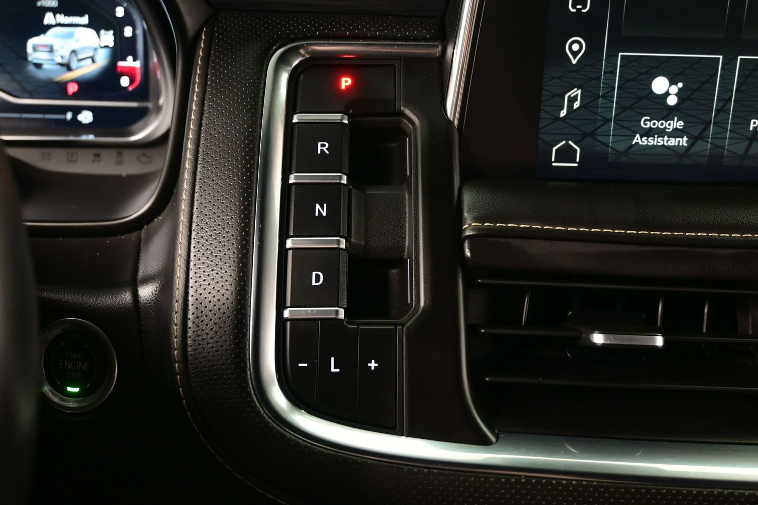 Used 2023 GMC Yukon SLT AWD/4WD image 26