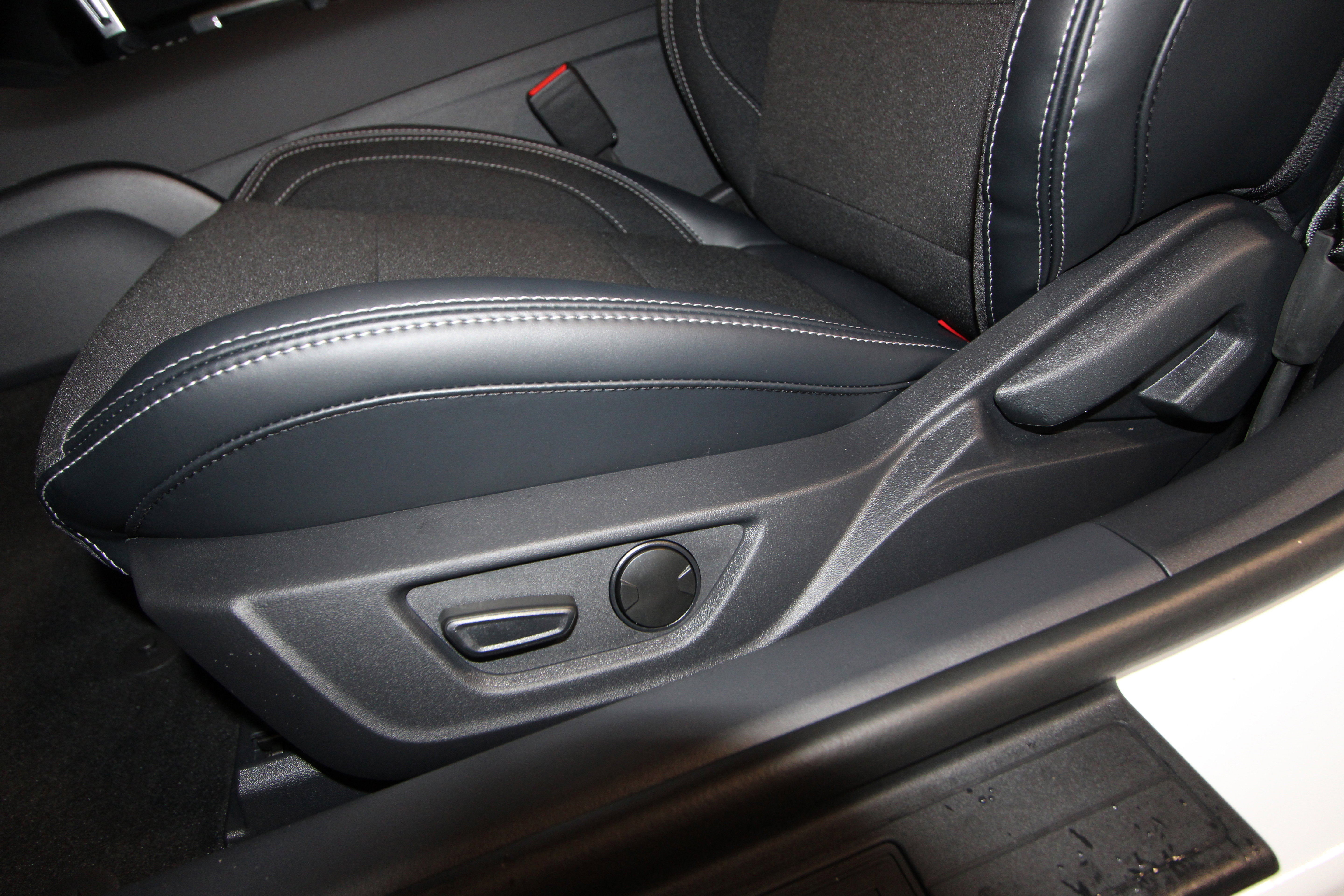 New 2026 Ford Mustang Coupe RWD image 7