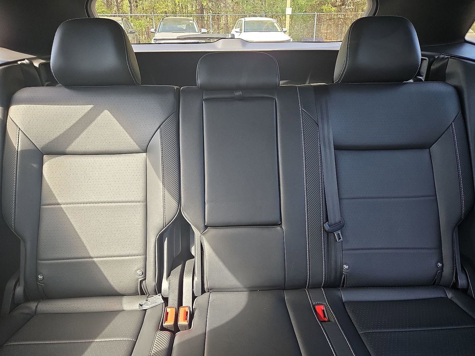 Used 2022 Volkswagen Atlas Cross Sport SE image 13