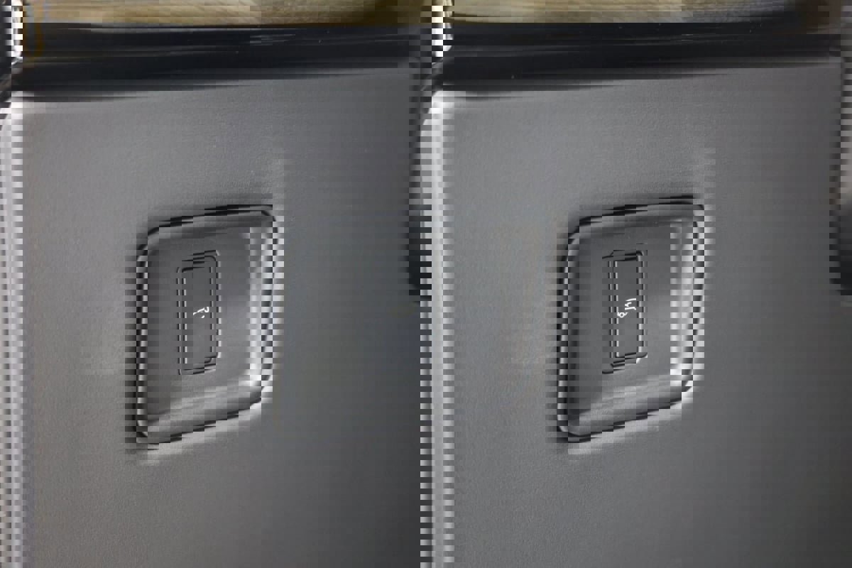 Used 2024 Land Rover Range Rover Sport Dynamic SE image 24