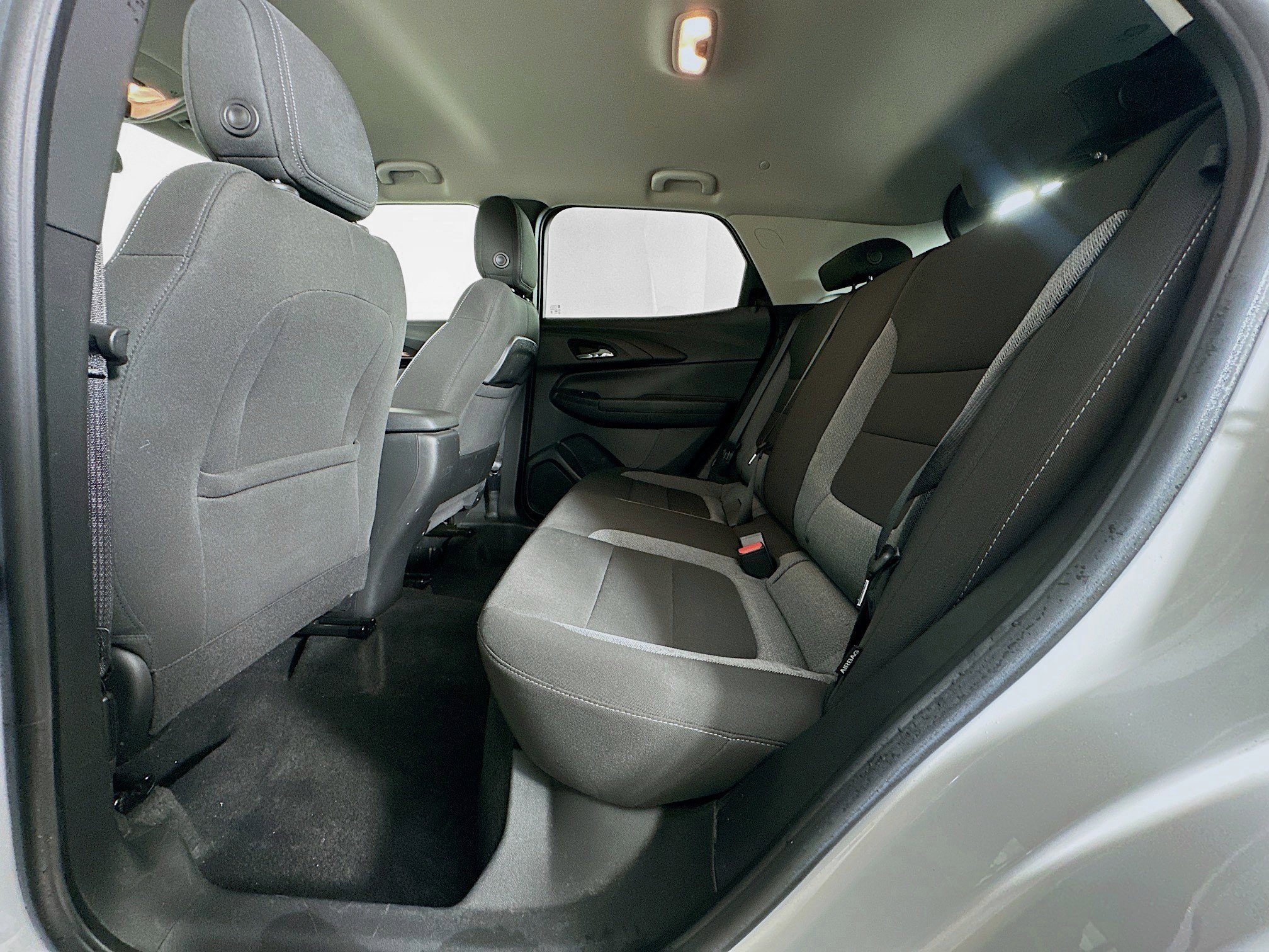 Used 2022 Chevrolet TrailBlazer LT w/ Driver Confidence Package image 25