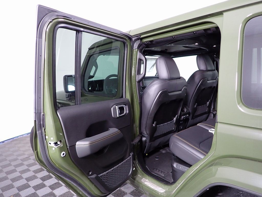 New 2024 Jeep Wrangler Unlimited Sahara w/ Technology Group image 26