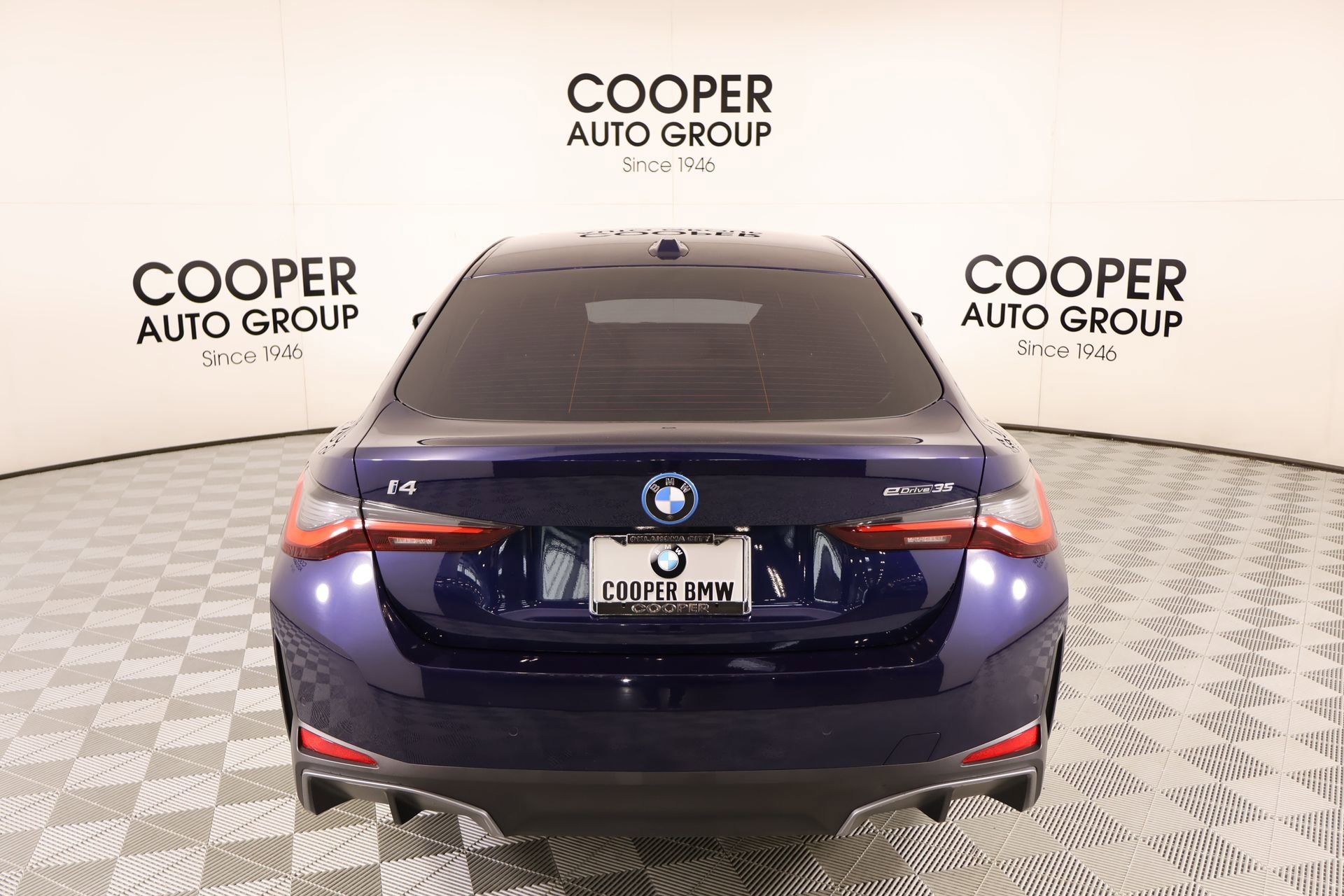 Used 2023 BMW i4 eDrive35 w/ Premium Package RWD image 23