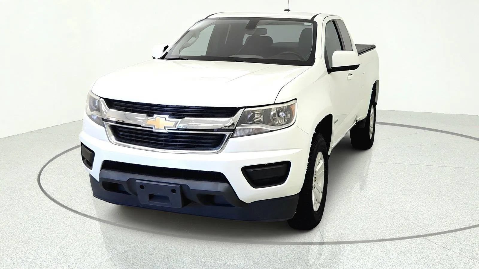Used 2018 Chevrolet Colorado LT RWD image 3