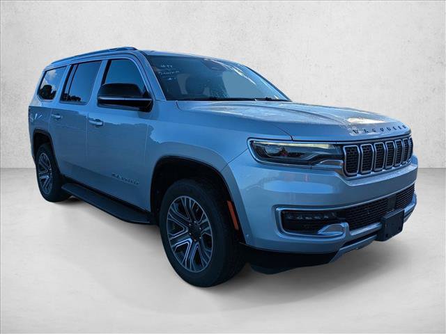 Used 2024 Jeep Wagoneer Series II w/ Flexible Seating Group AWD/4WD image 3