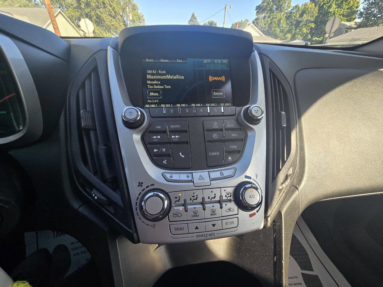 Used 2015 Chevrolet Equinox LT w/ Driver Convenience Package image 12