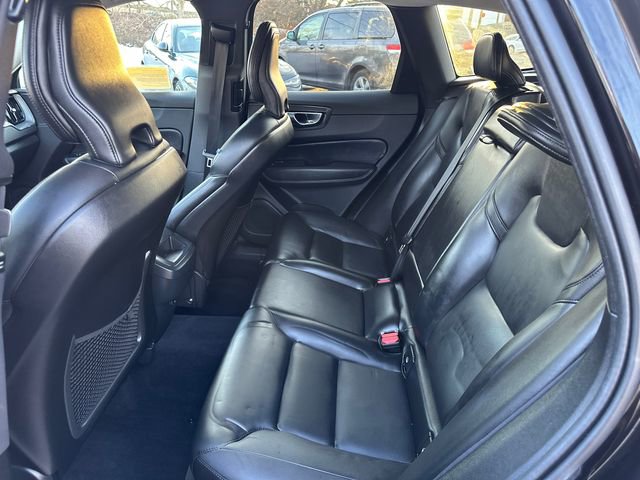 Used 2024 Volvo XC60 B5 Core AWD/4WD image 17