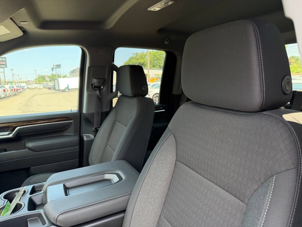 New 2026 GMC Sierra 2500 SLE w/ SLE Convenience Package AWD/4WD image 13