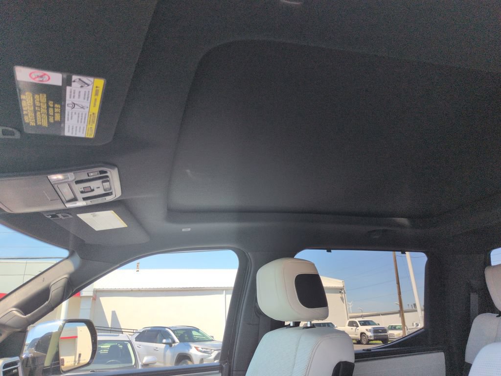 Used 2025 Toyota Tundra Capstone AWD/4WD image 21