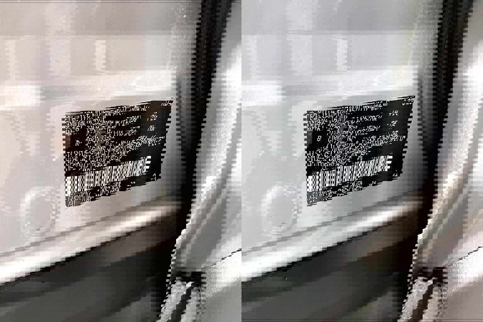 Used 2025 Toyota RAV4 XLE AWD/4WD image 37