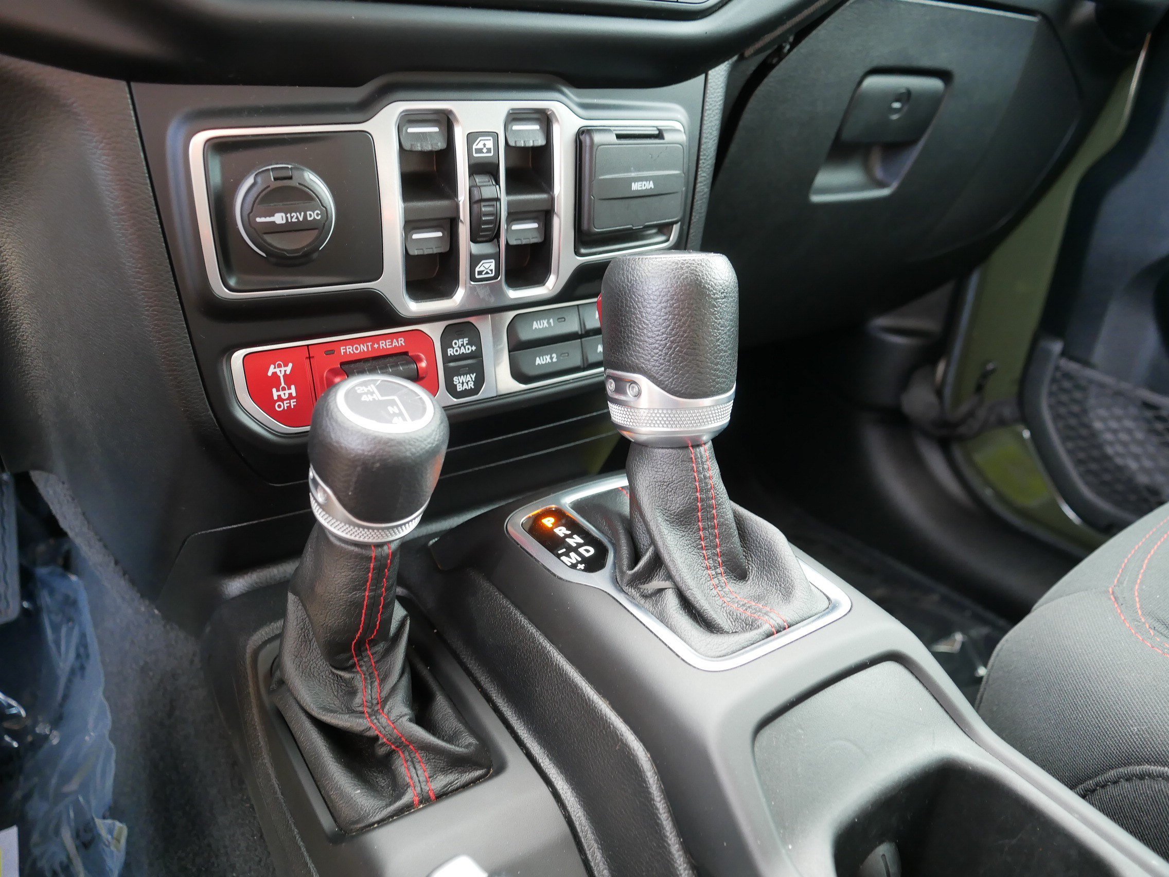 Used 2021 Jeep Wrangler Unlimited Rubicon AWD/4WD image 24