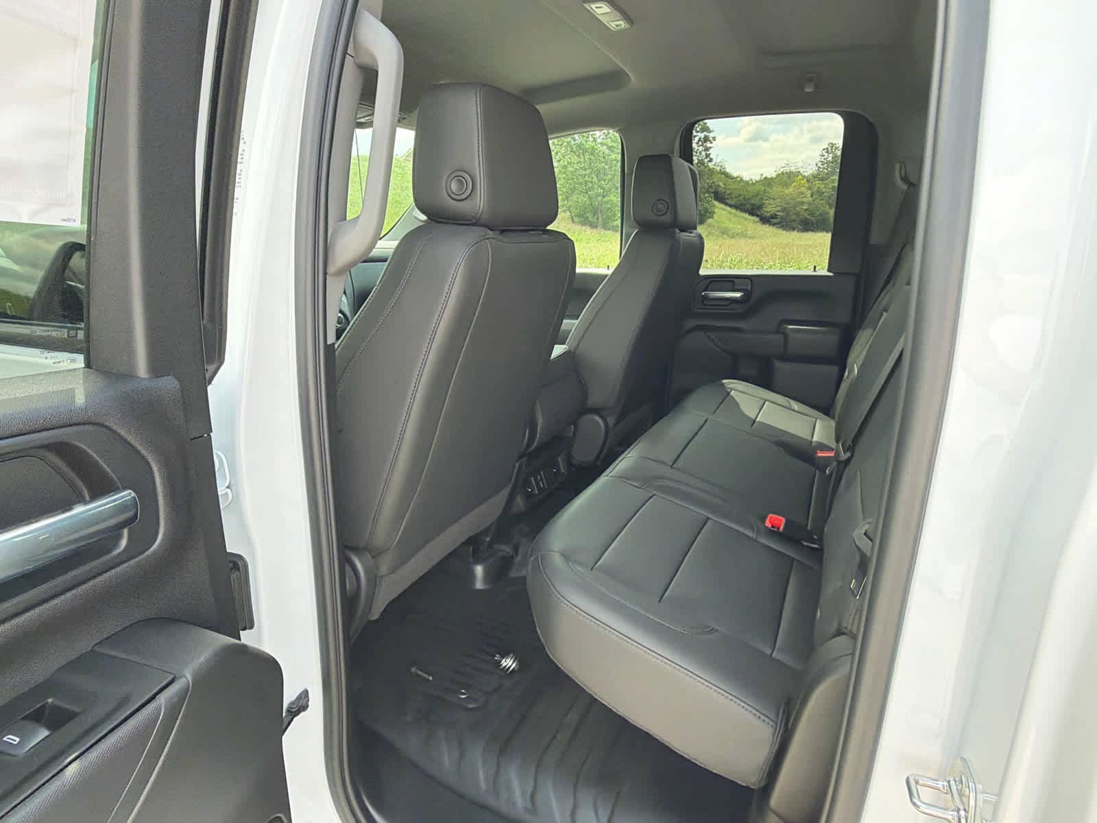 New 2026 GMC Sierra 2500 Pro w/ Convenience Package AWD/4WD image 23