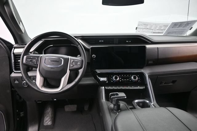 Used 2023 GMC Sierra 1500 Denali AWD/4WD image 25