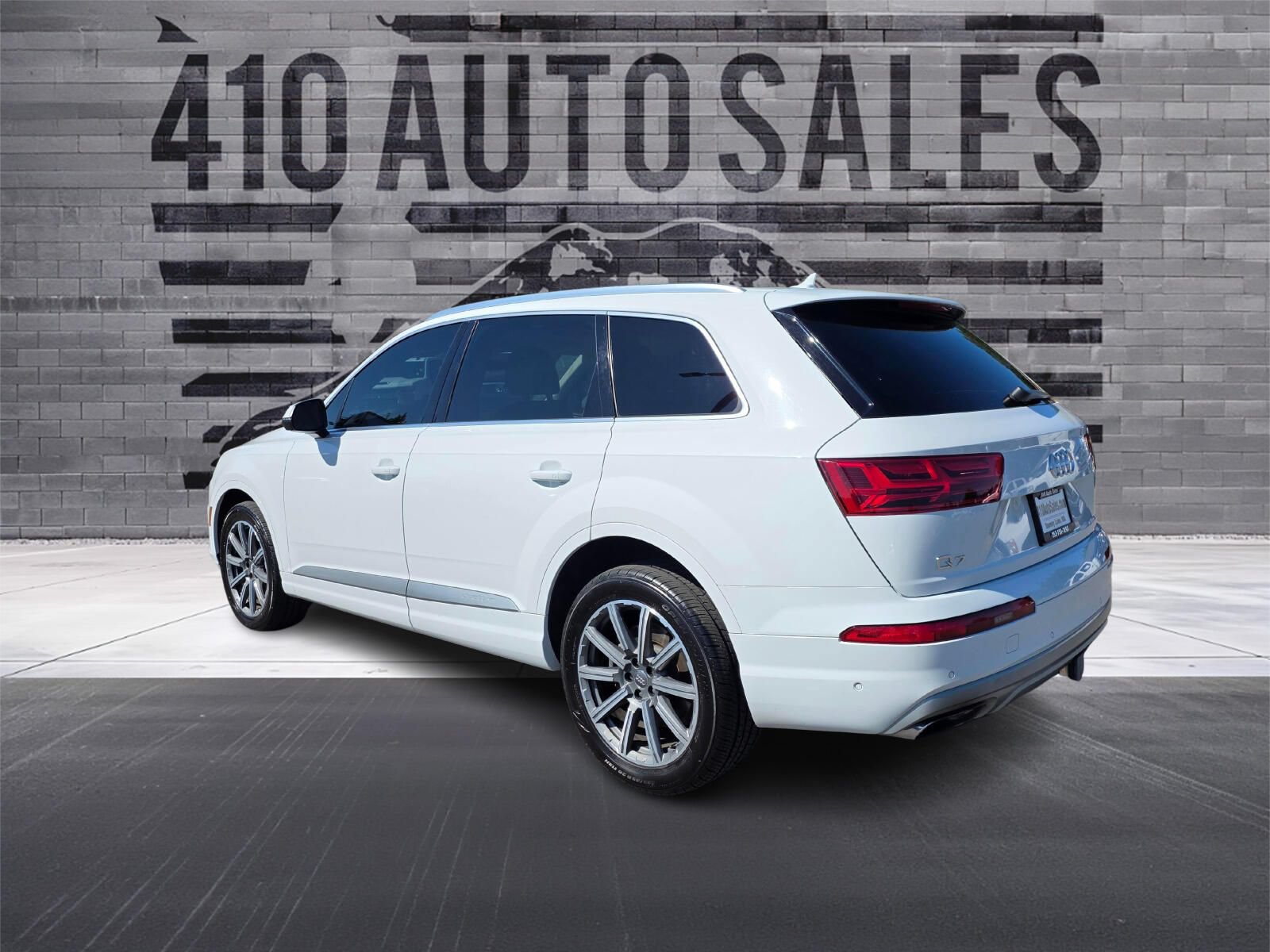 Used 2019 Audi Q7 3.0T Premium Plus w/ Premium Plus Package AWD/4WD image 8