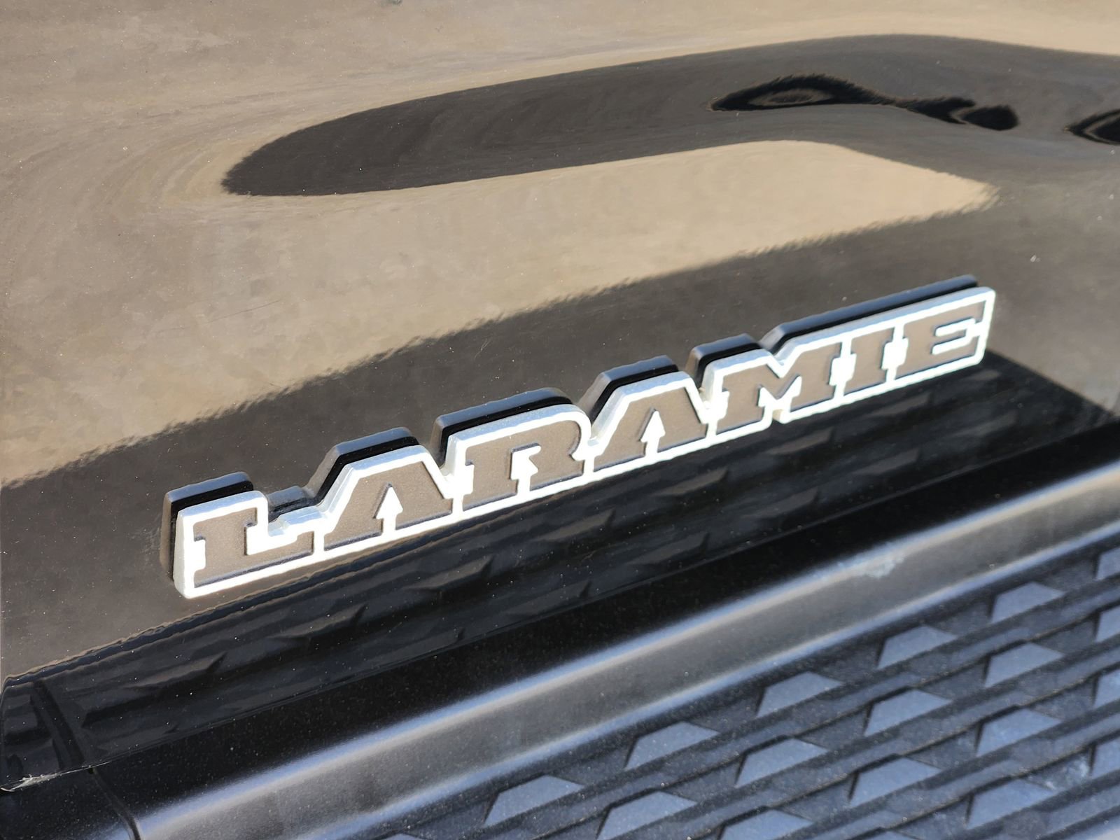Used 2020 RAM 2500 Laramie image 13