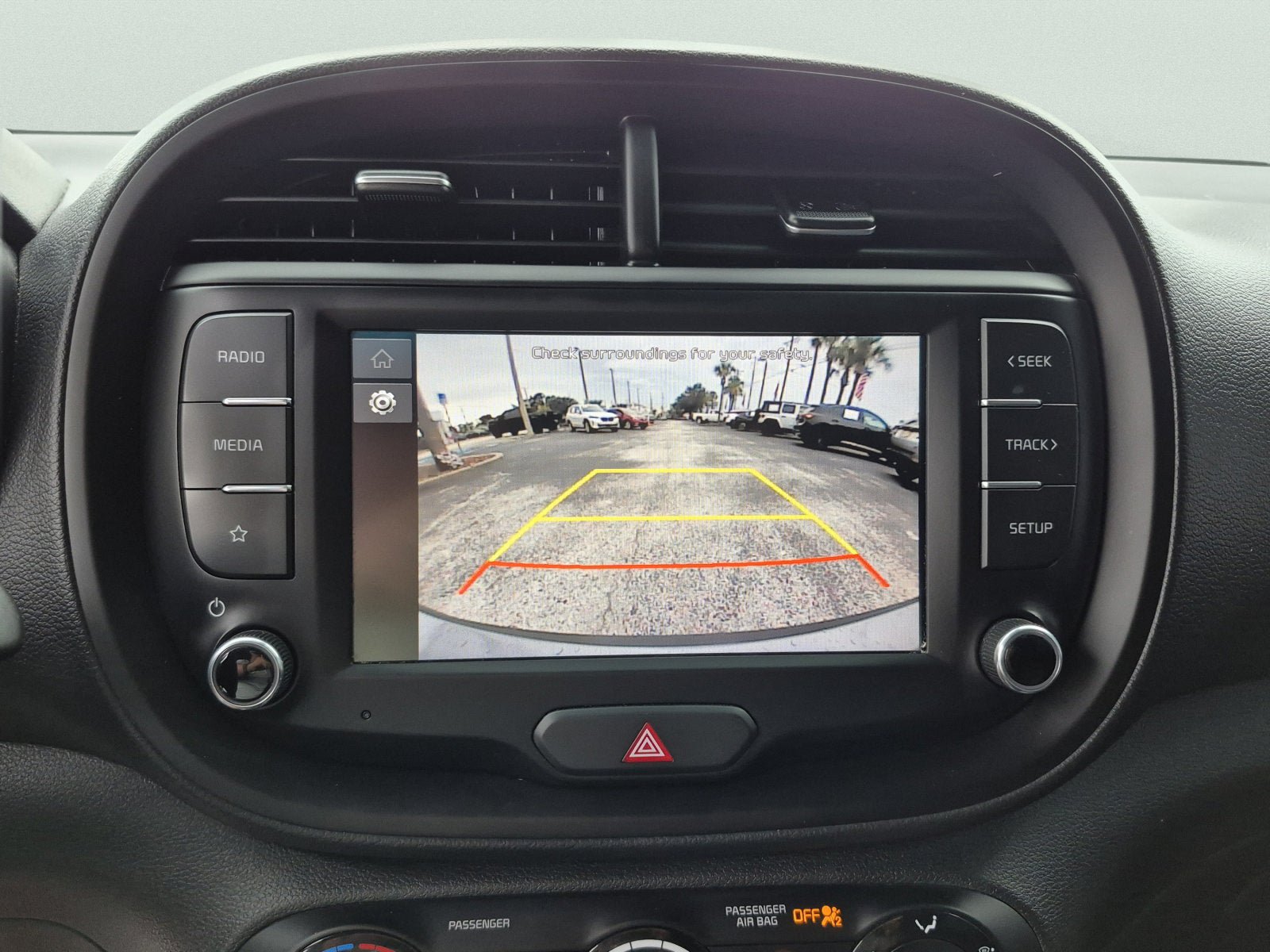 Used 2023 Kia Soul LX FWD image 23