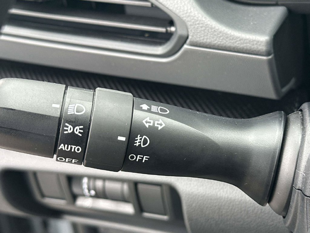Used 2024 Subaru Crosstrek 2.0i Premium AWD/4WD image 19