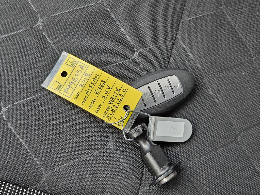 Used 2018 Nissan Kicks S w/ Exterior Package image 31