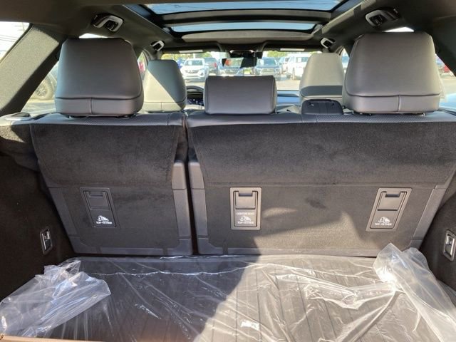 New 2025 Toyota Crown Signia image 65