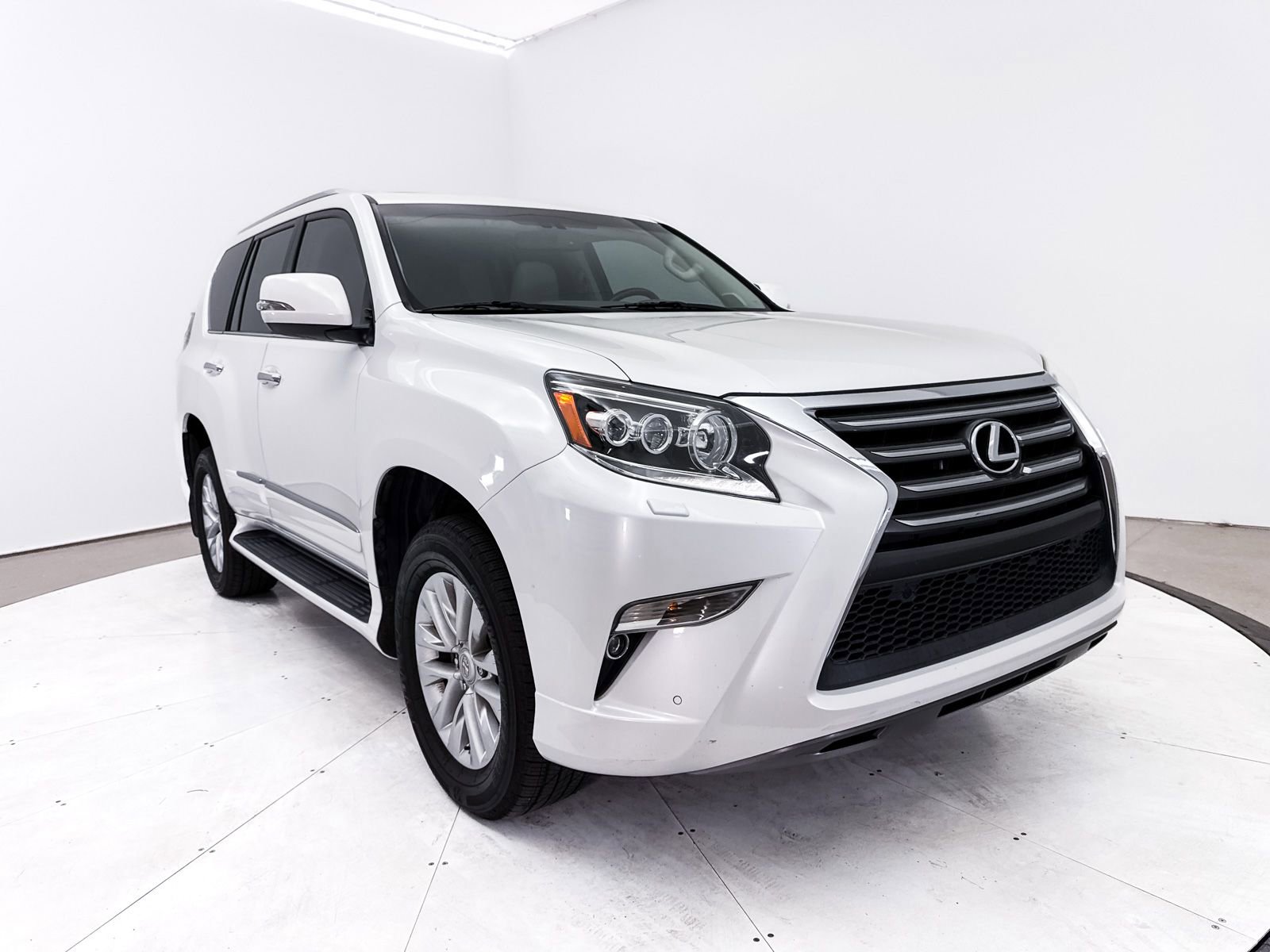Used 2016 Lexus GX 460 w/ Premium Package