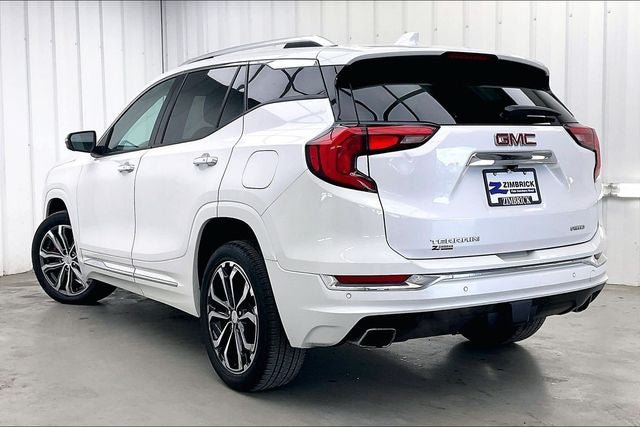 Used 2020 GMC Terrain Denali w/ GMC Pro Grade Package AWD/4WD image 11