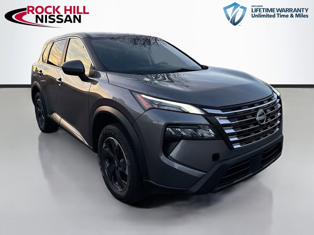 Used 2024 Nissan Rogue SV image 1