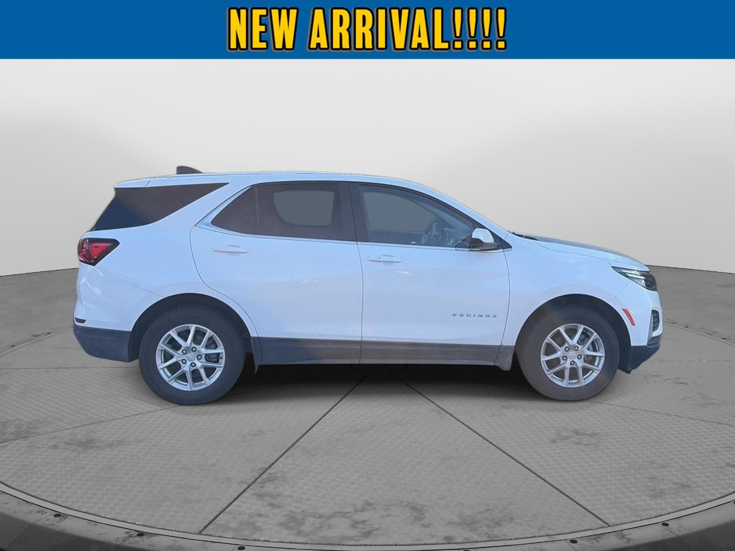 Used 2022 Chevrolet Equinox LT AWD/4WD image 3