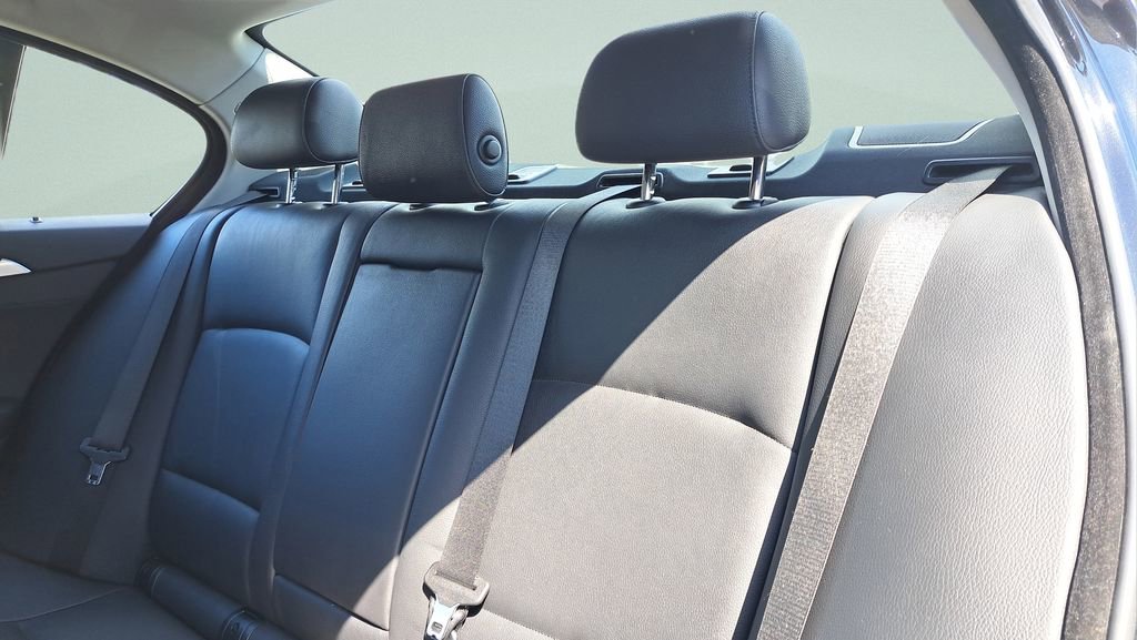 Used 2013 BMW 535i xDrive Sedan image 17