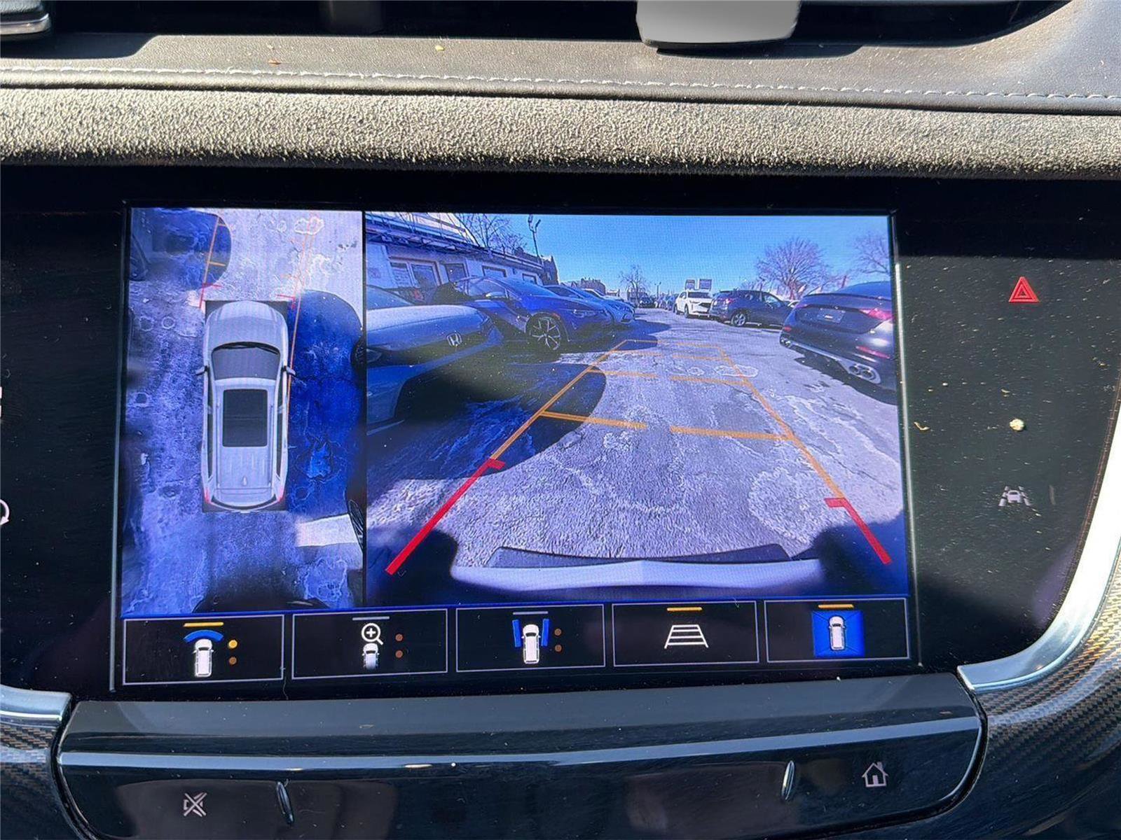 Used 2023 Cadillac XT6 Premium Luxury w/ Platinum Package image 35