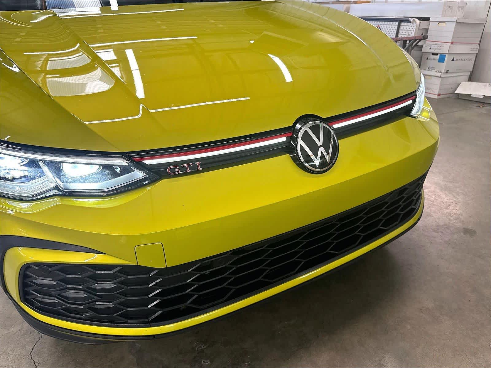 Used 2022 Volkswagen GTI Autobahn FWD image 36