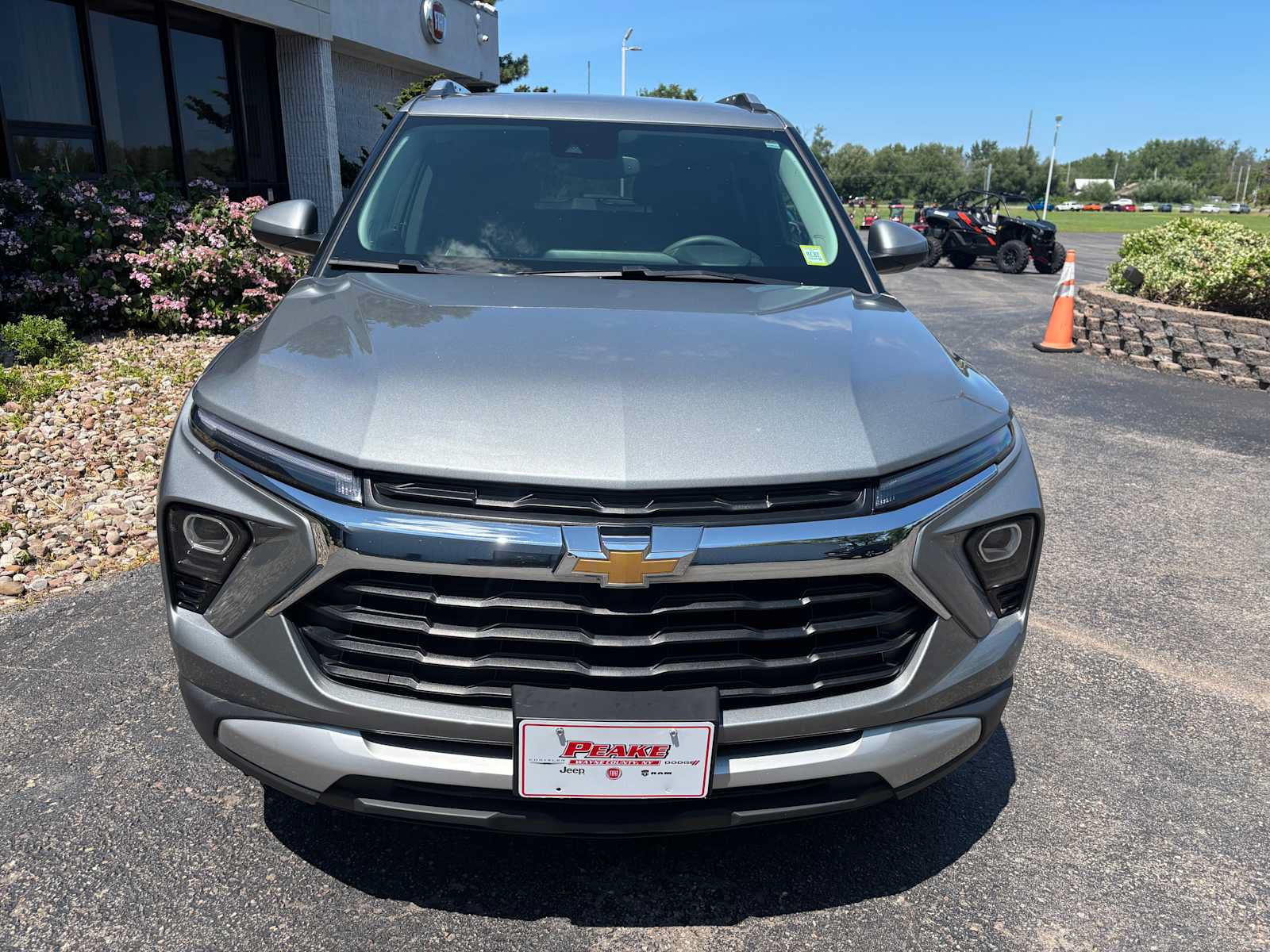 Used 2025 Chevrolet TrailBlazer LT AWD/4WD image 11
