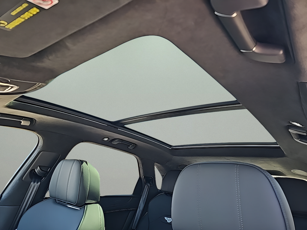 New 2024 Bentley Bentayga AWD/4WD image 17