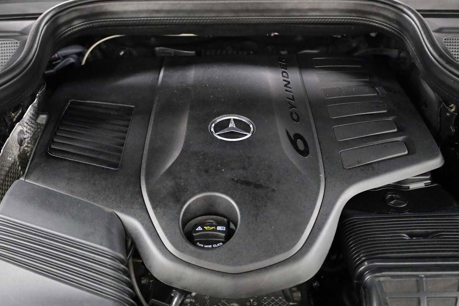 Used 2022 Mercedes-Benz GLS 450 4MATIC image 38