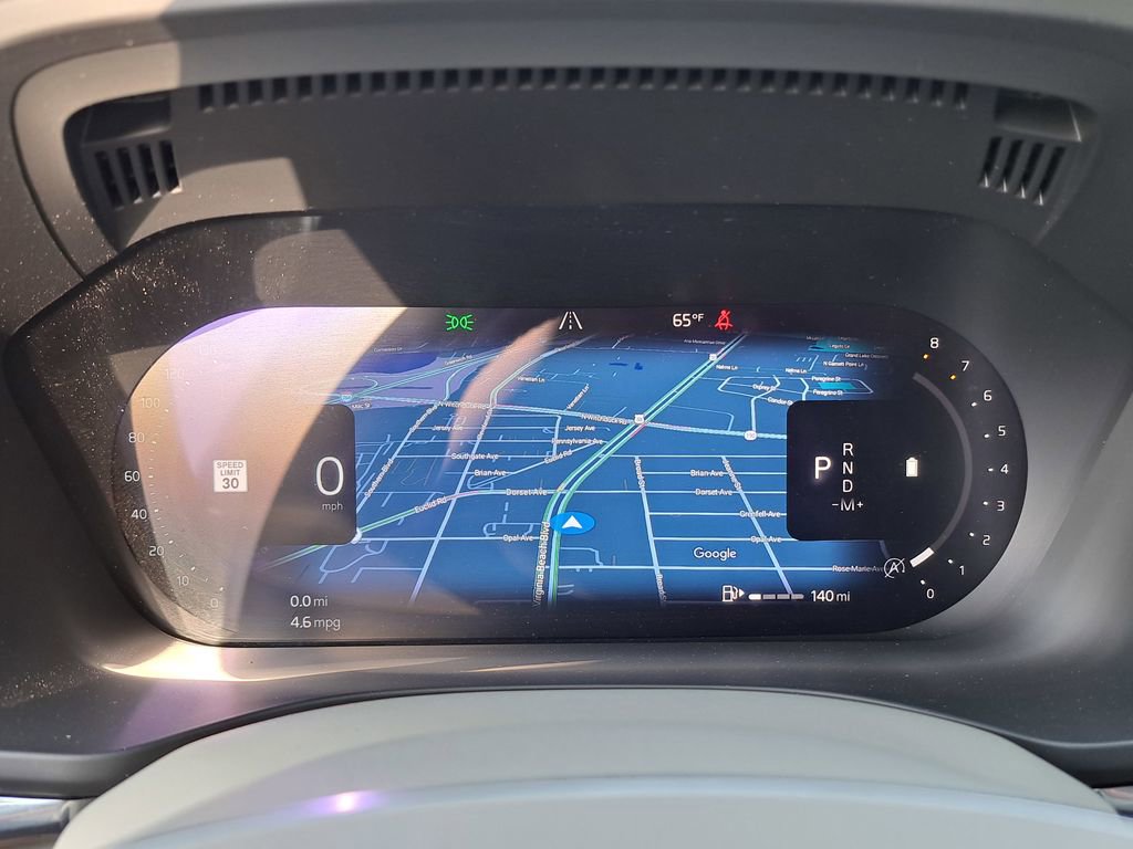 Used 2023 Volvo XC60 B5 Ultimate w/ Climate Package image 7