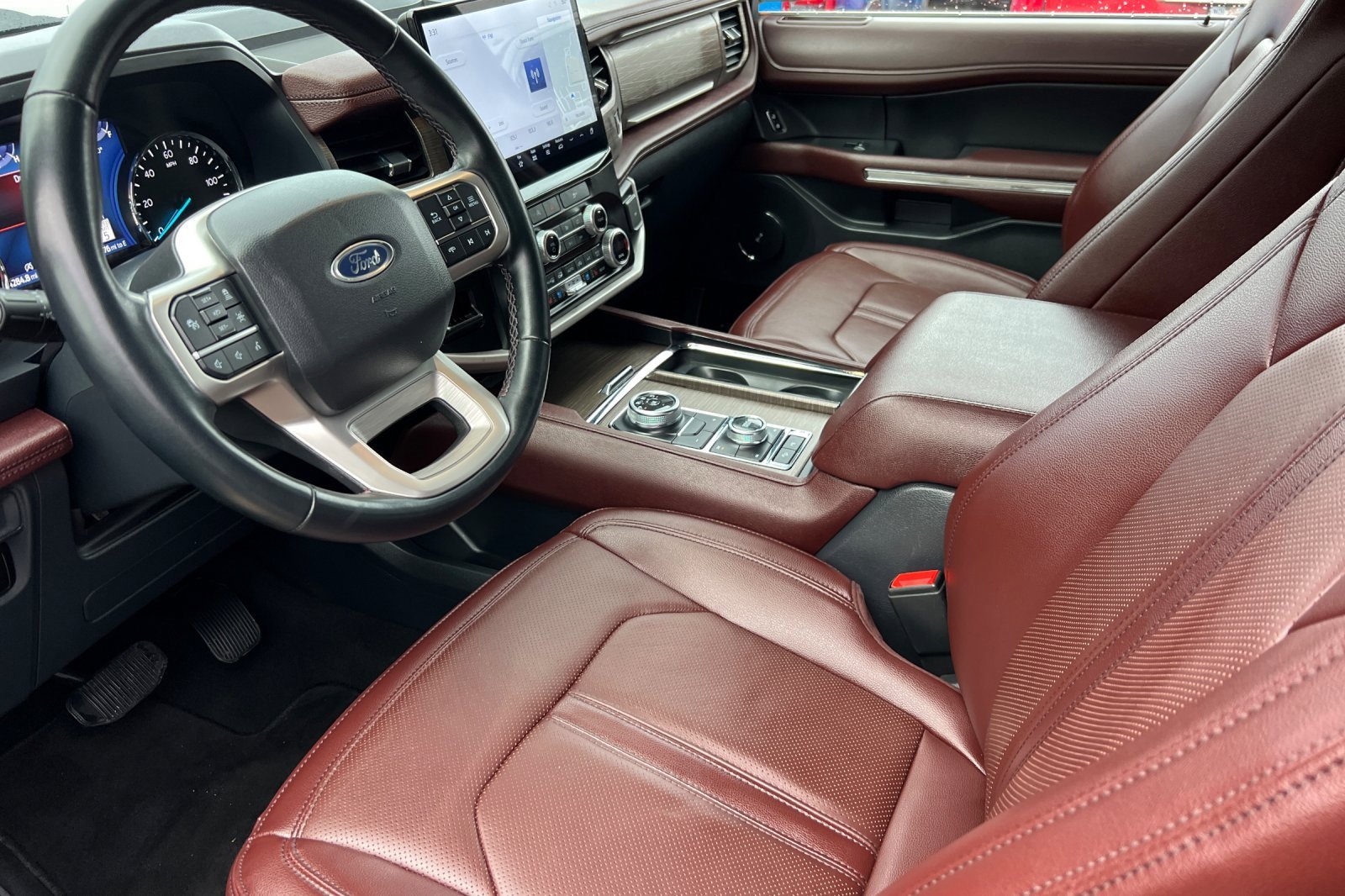 Certified 2024 Ford Expedition Limited image 11