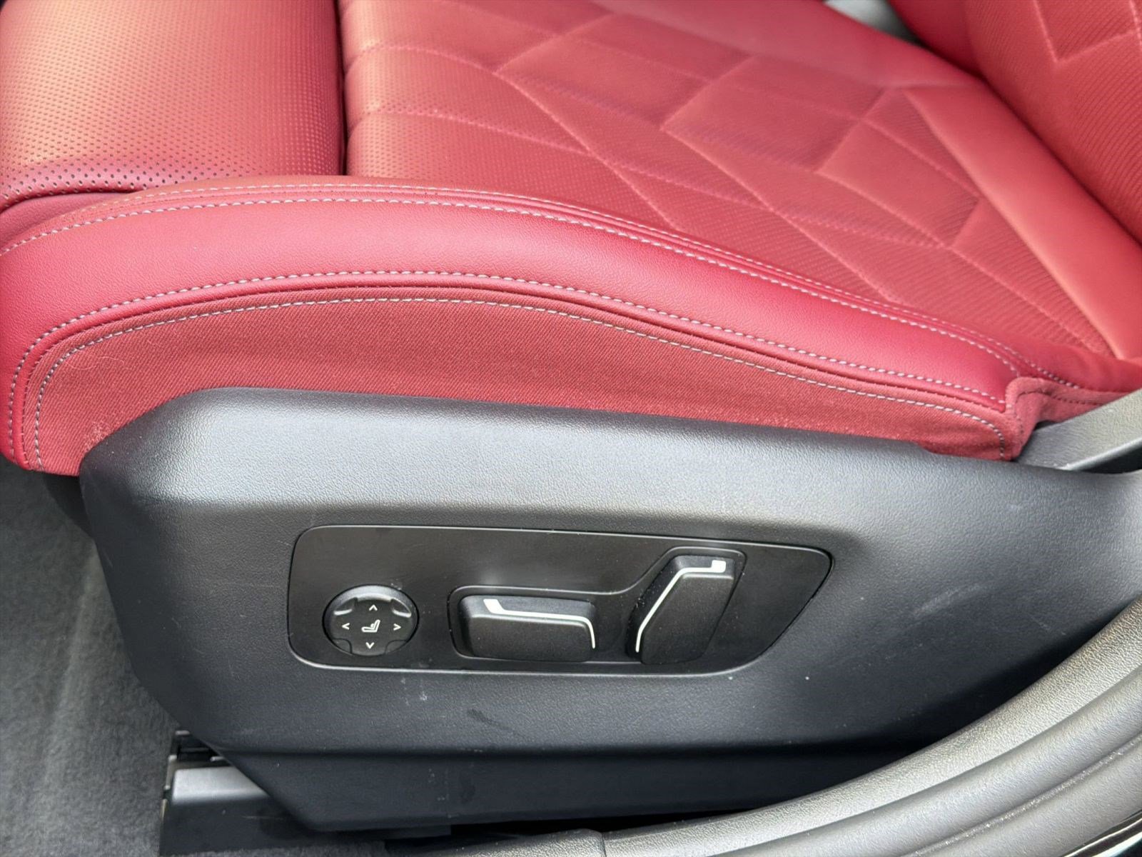 Certified 2026 BMW 540i xDrive image 14