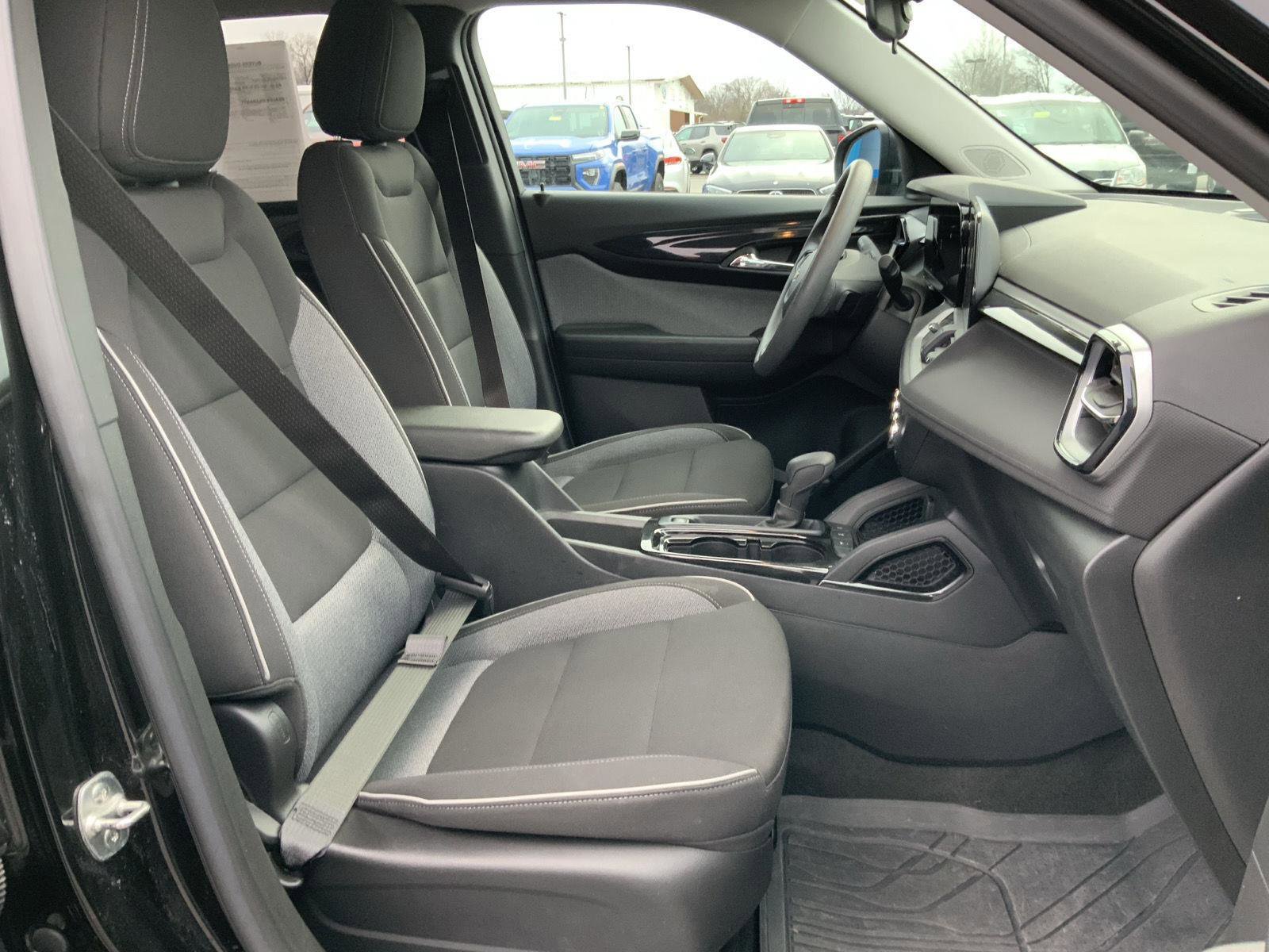 Used 2024 Chevrolet TrailBlazer LS w/ LS Convenience Package image 54