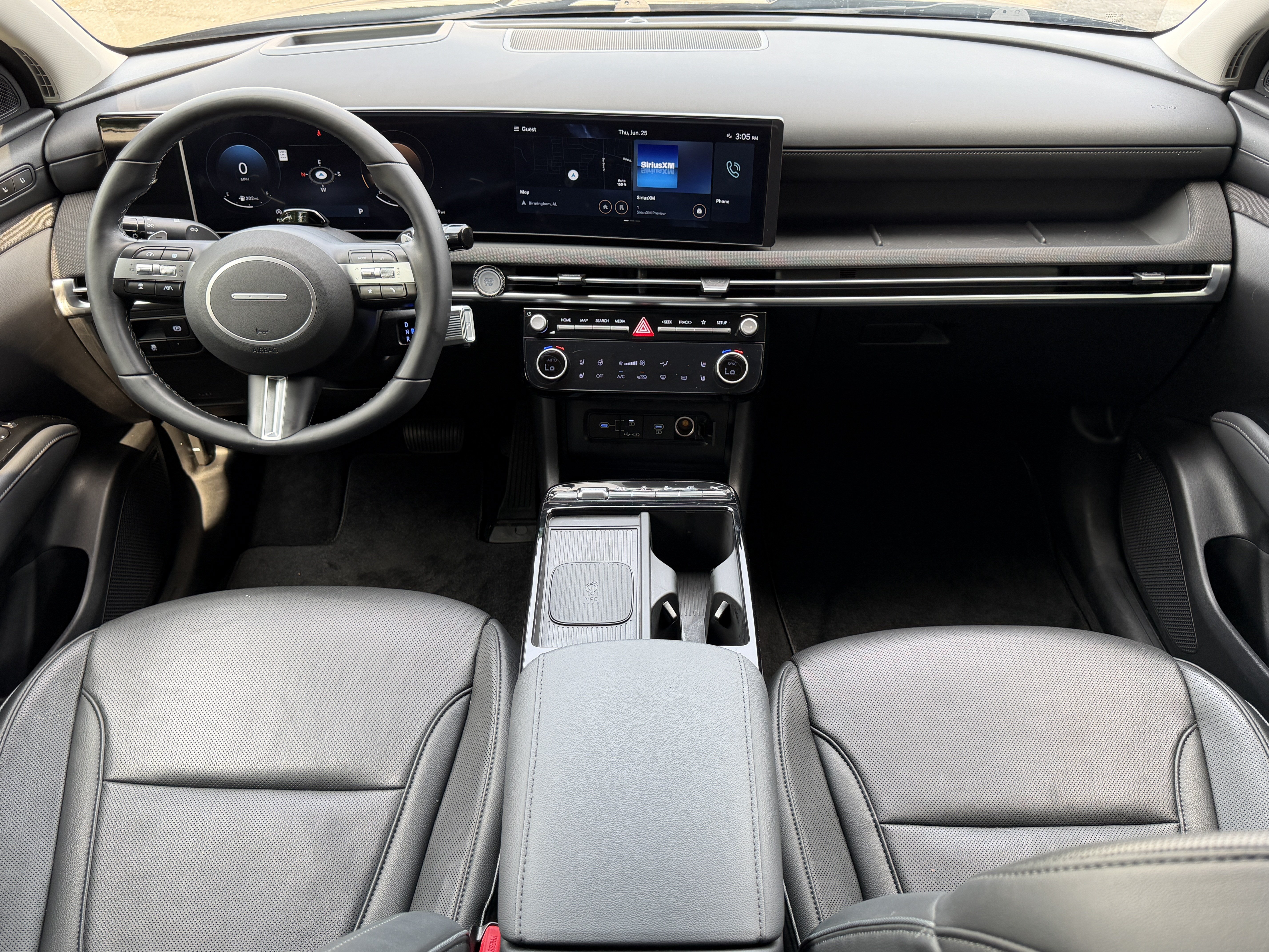 Used 2025 Hyundai Tucson Limited FWD image 42