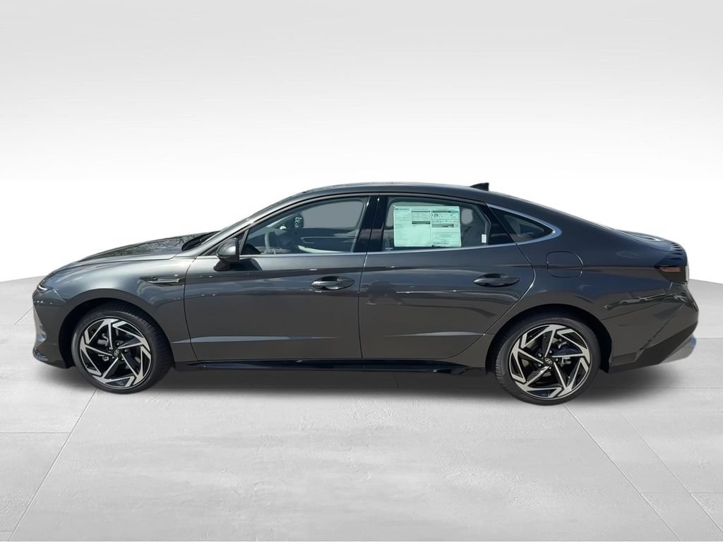 New 2026 Hyundai Sonata SEL FWD image 5