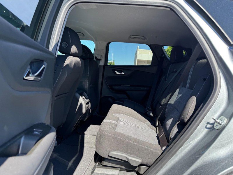 New 2026 Chevrolet Blazer LT w/ Midnight/Sport Edition FWD image 31