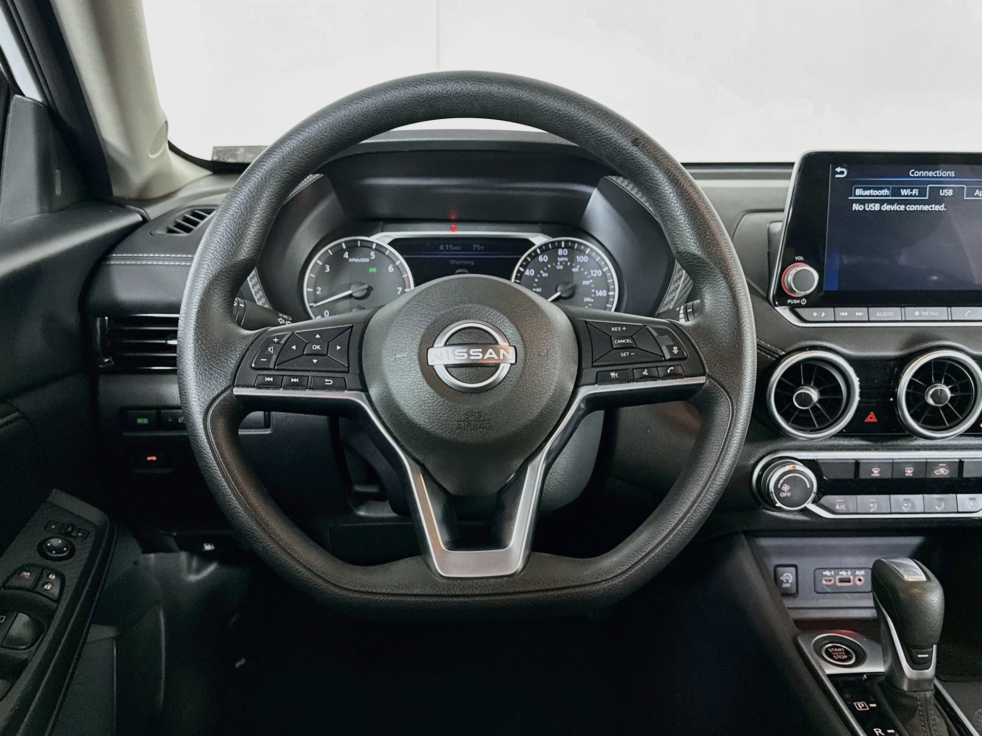 Used 2025 Nissan Sentra SV FWD image 17