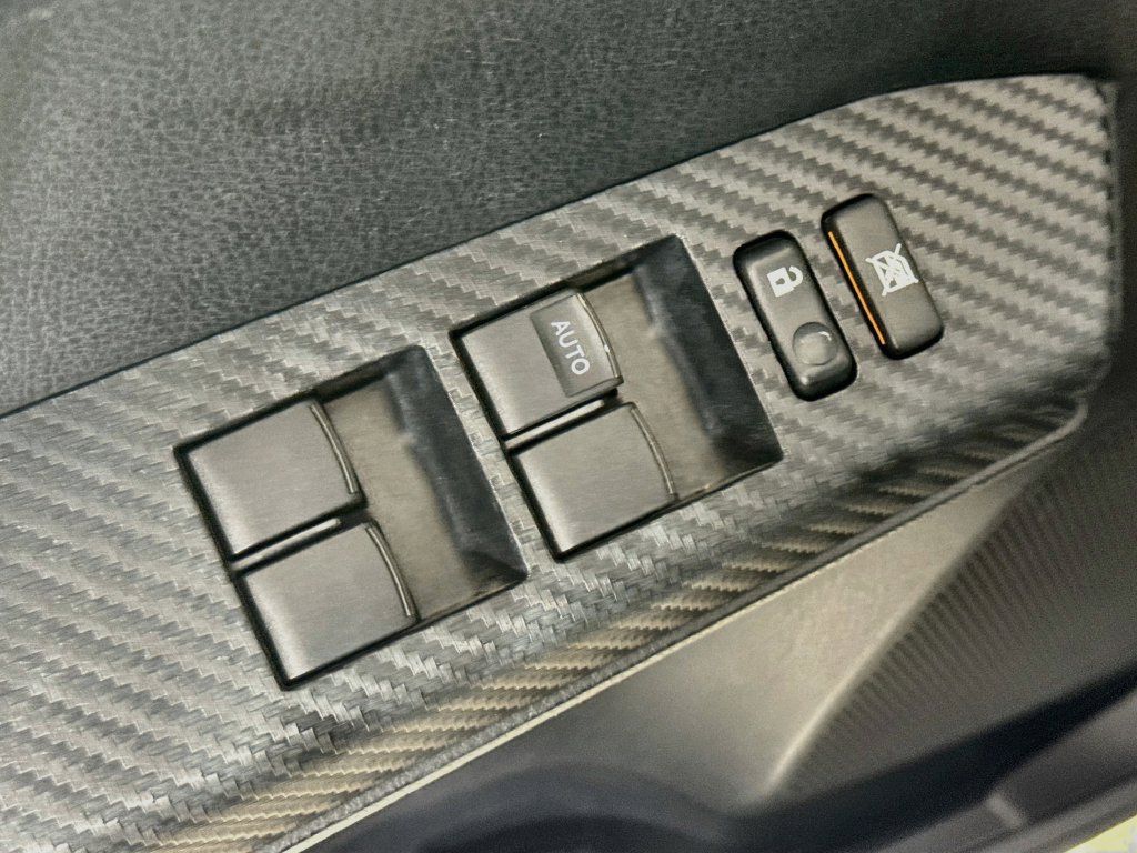 Used 2013 Toyota RAV4 LE FWD image 19