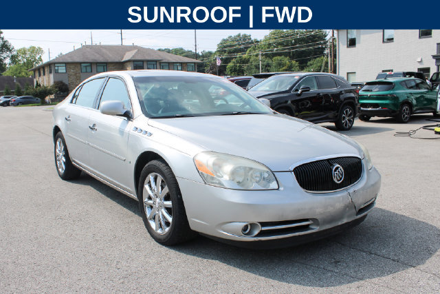 Used 2007 Buick Lucerne CXS w/ Driver Confidence Package FWD image 2