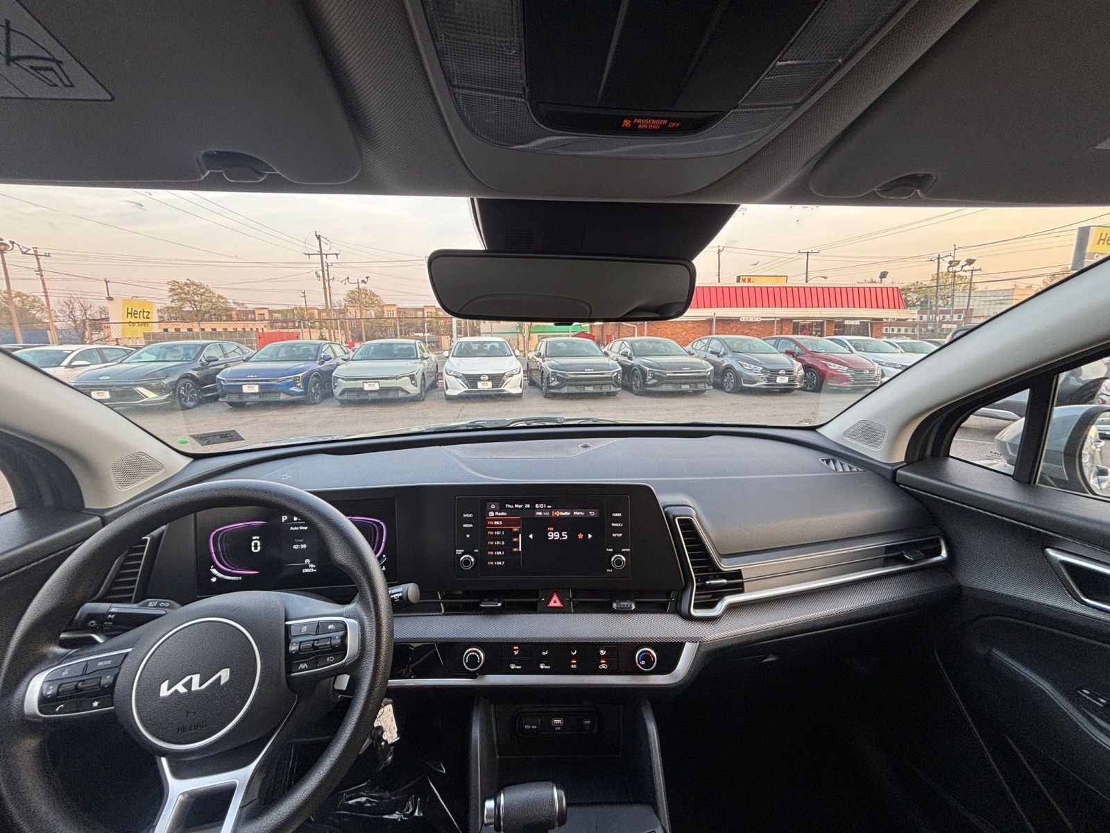 Used 2025 Kia Sportage LX image 33