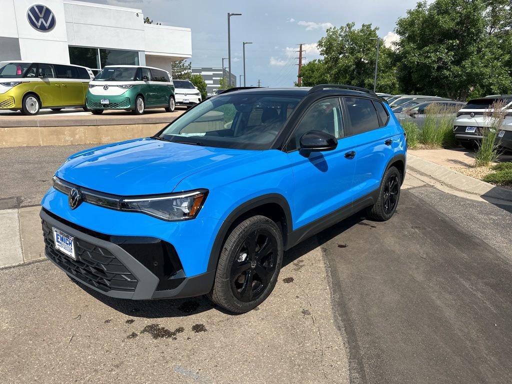 New 2025 Volkswagen Taos SE