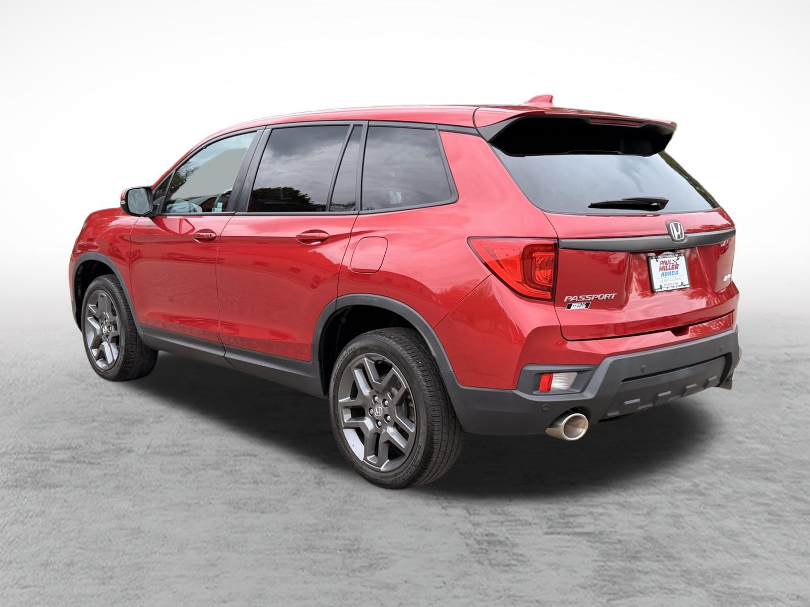 Used 2023 Honda Passport EX-L image 4
