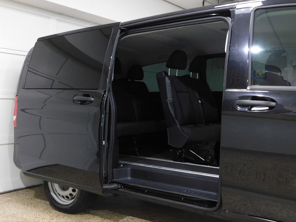 Used 2019 Mercedes-Benz Metris Passenger image 63