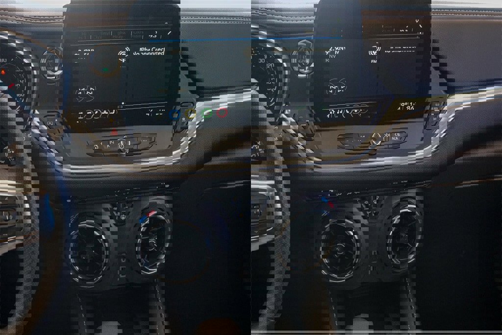 Used 2024 Chevrolet Blazer LT w/ Convenience Package image 13