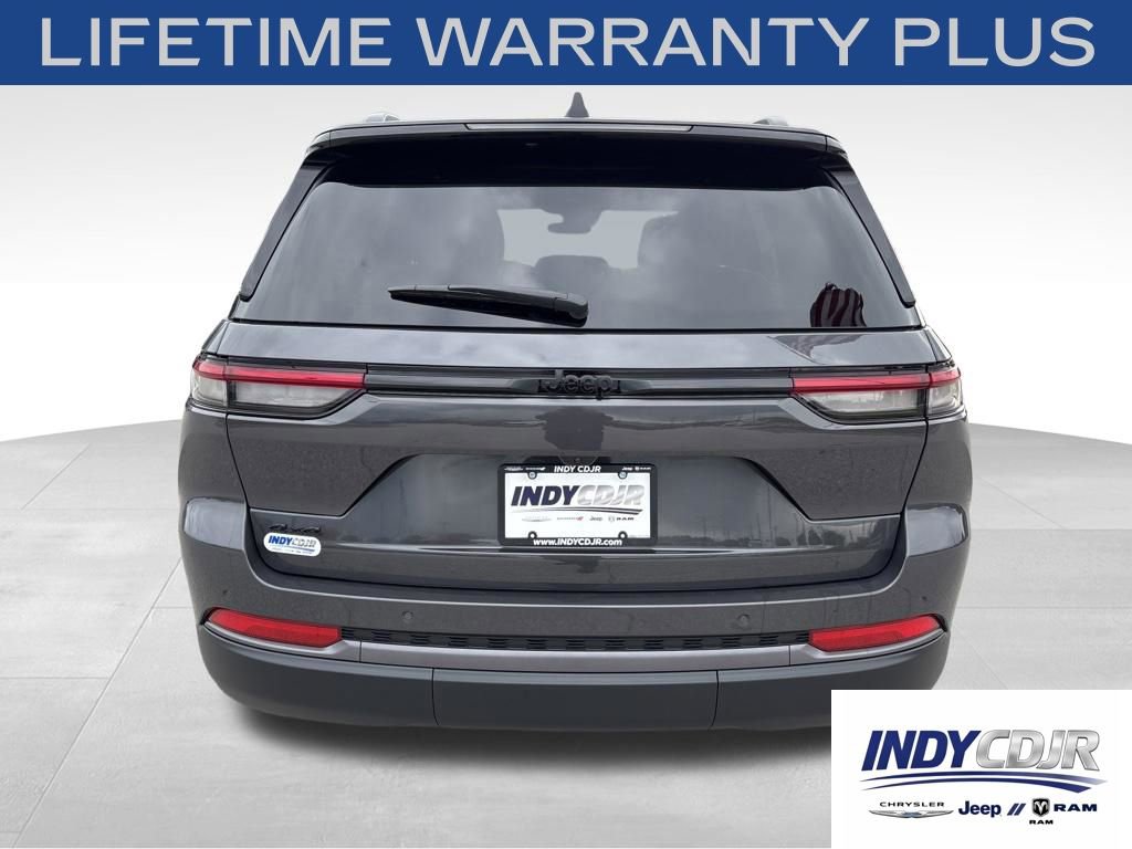 New 2026 Jeep Grand Cherokee Altitude AWD/4WD image 5